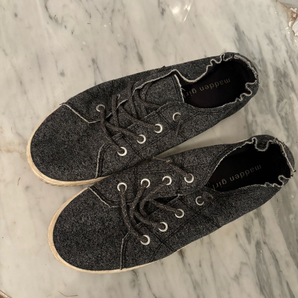 Black/grey slip on sneakers. Size 8.5